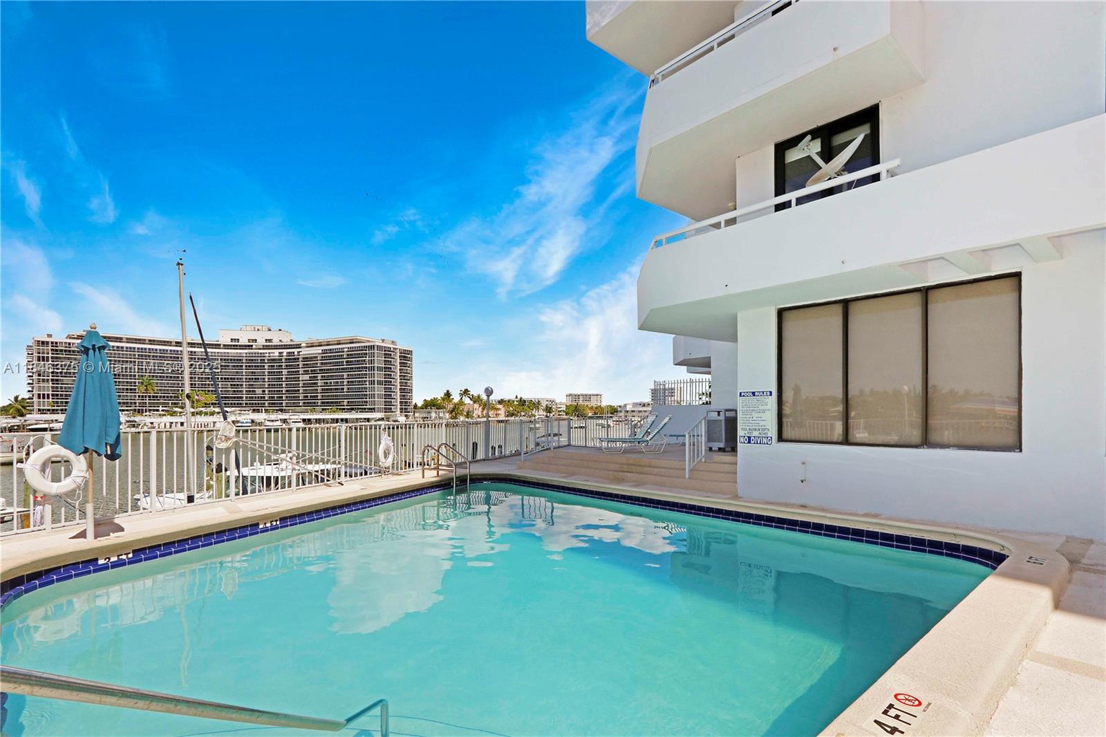 6830 Indian Creek Dr # 1B