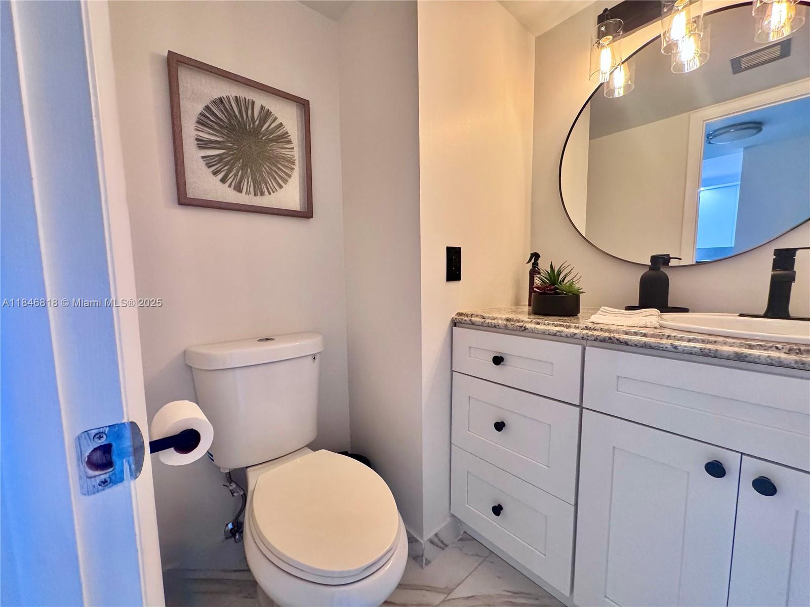 2851 NE 183rd St # 1508E