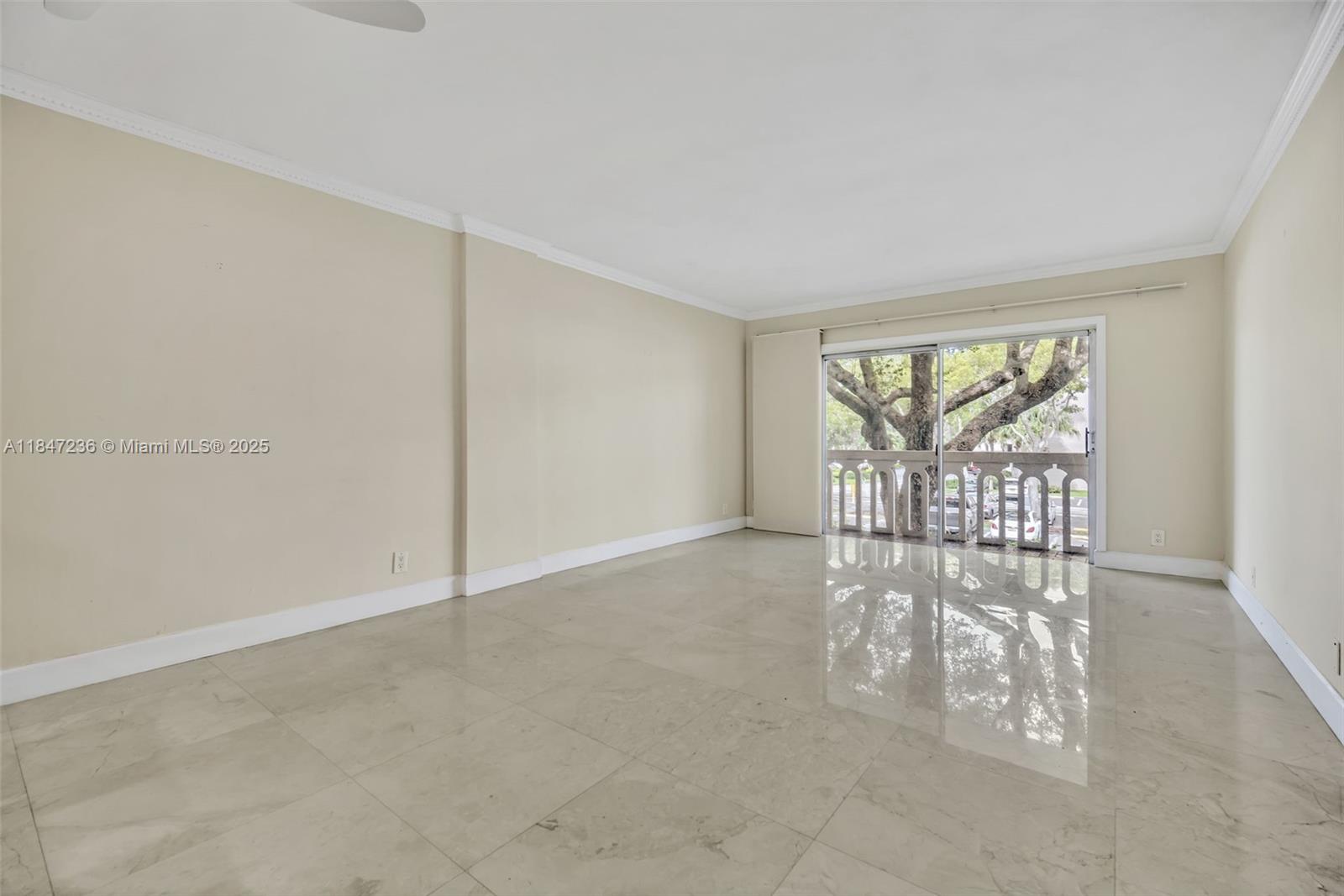 100 Edgewater Dr # 240