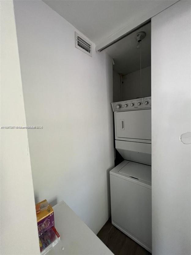 2450 SW 19th Ave Unit: -