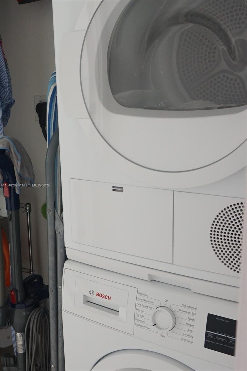 251 Crandon Blvd # 408