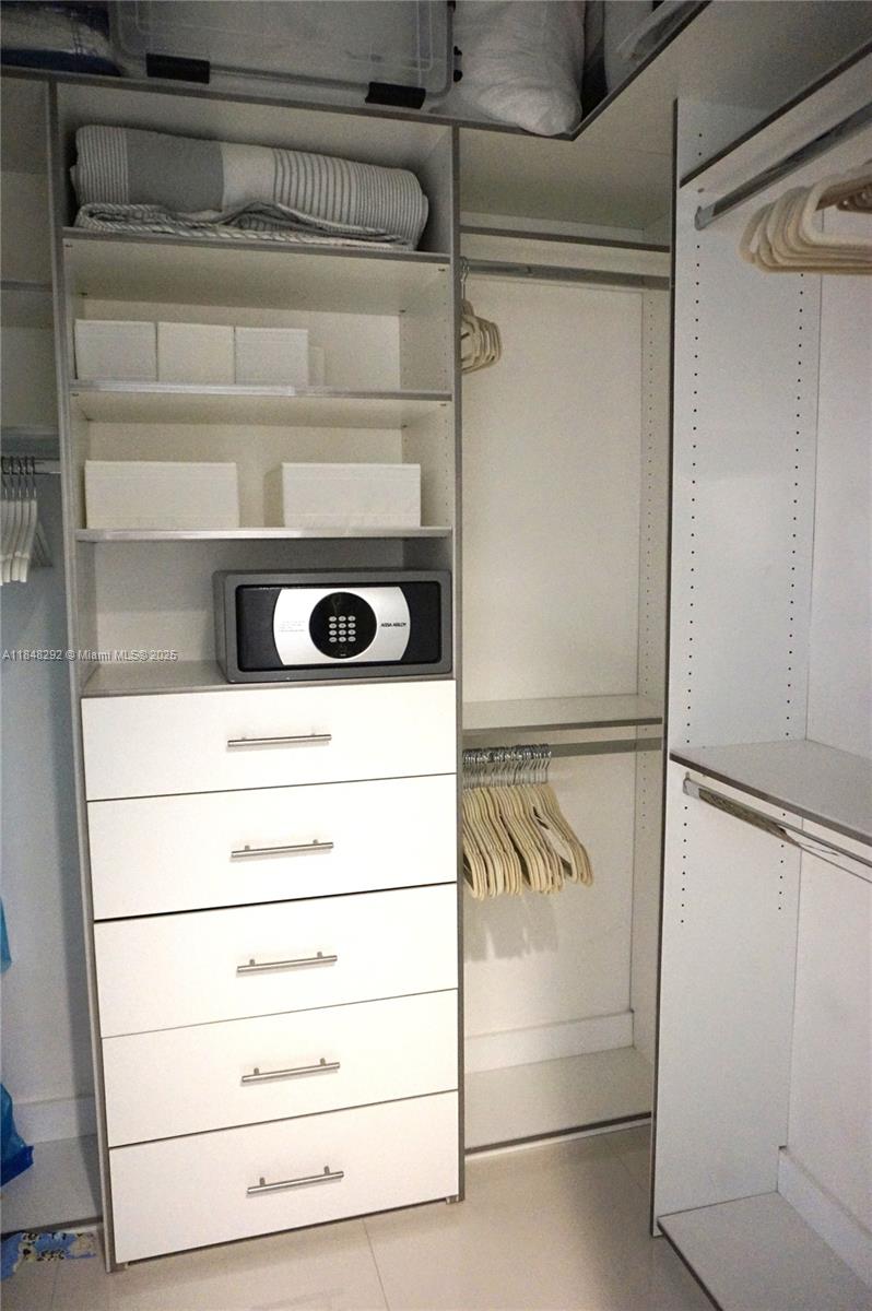 251 Crandon Blvd # 408