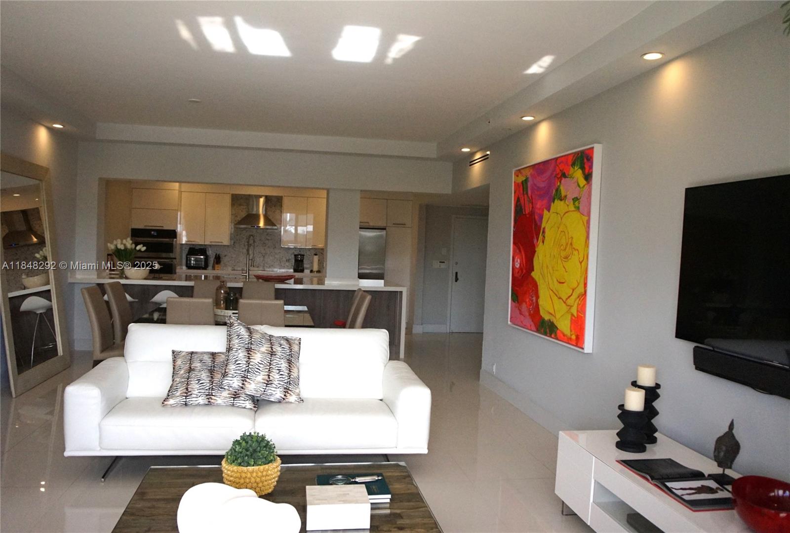 251 Crandon Blvd # 408