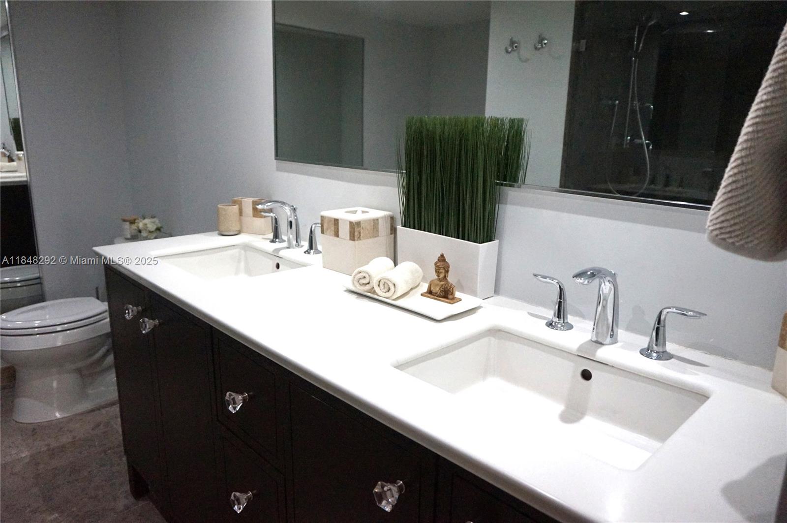 251 Crandon Blvd # 408