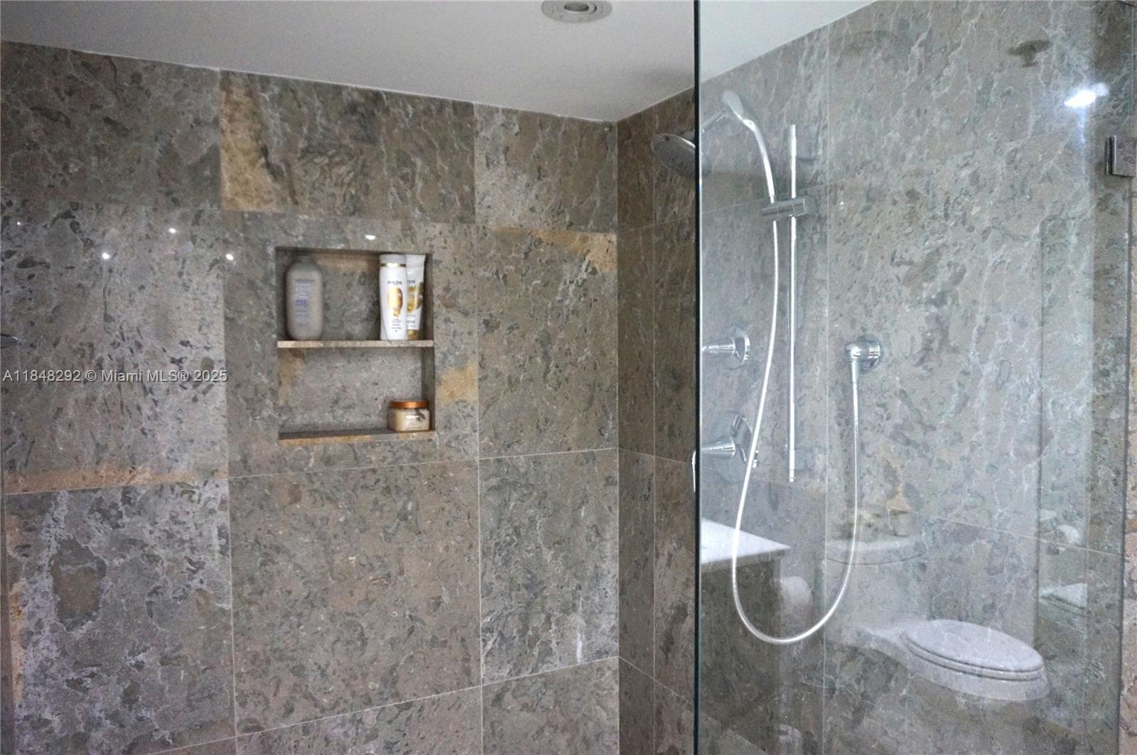 251 Crandon Blvd # 408