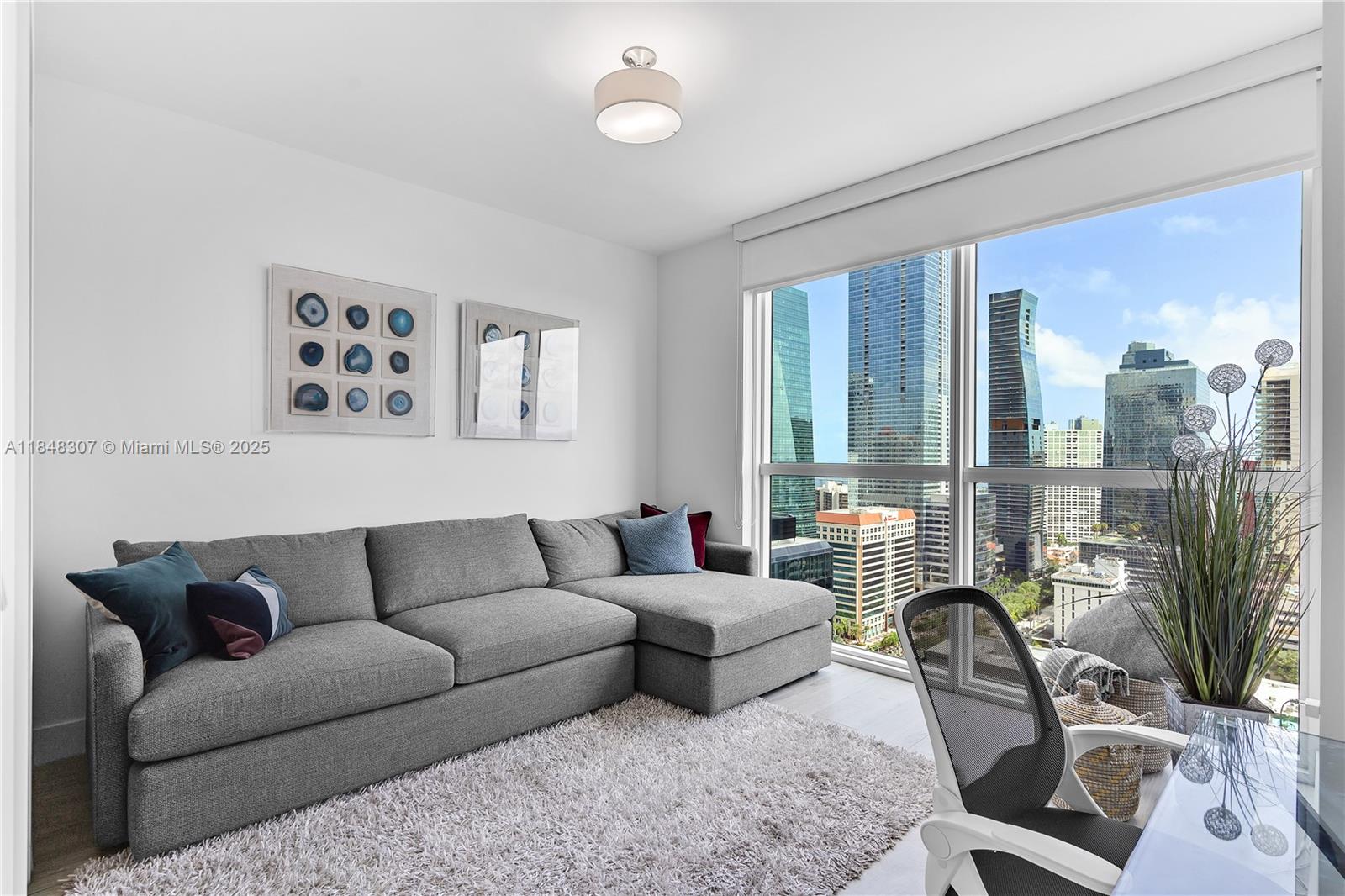 1080 Brickell Ave # 2601