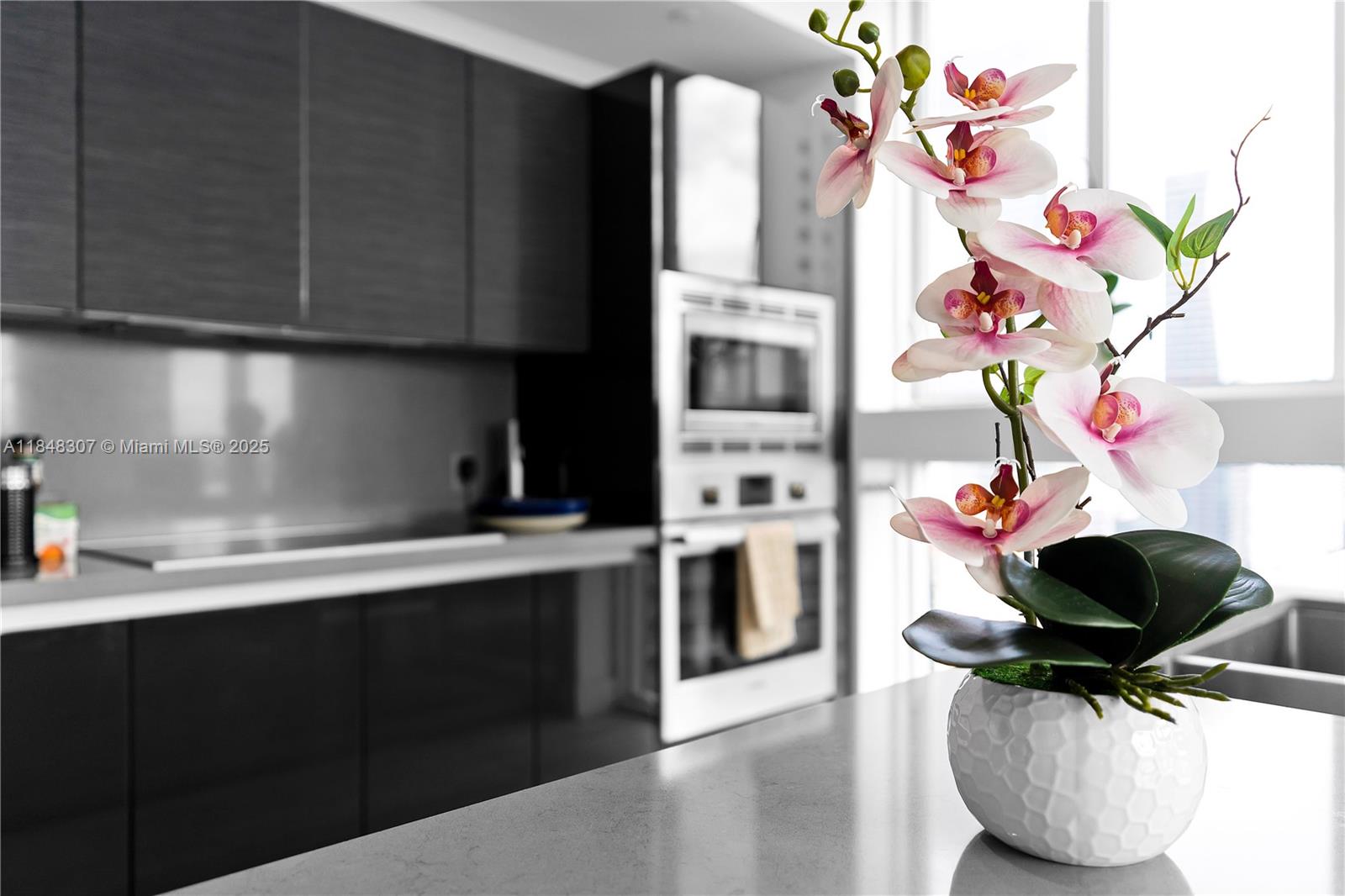 1080 Brickell Ave # 2601