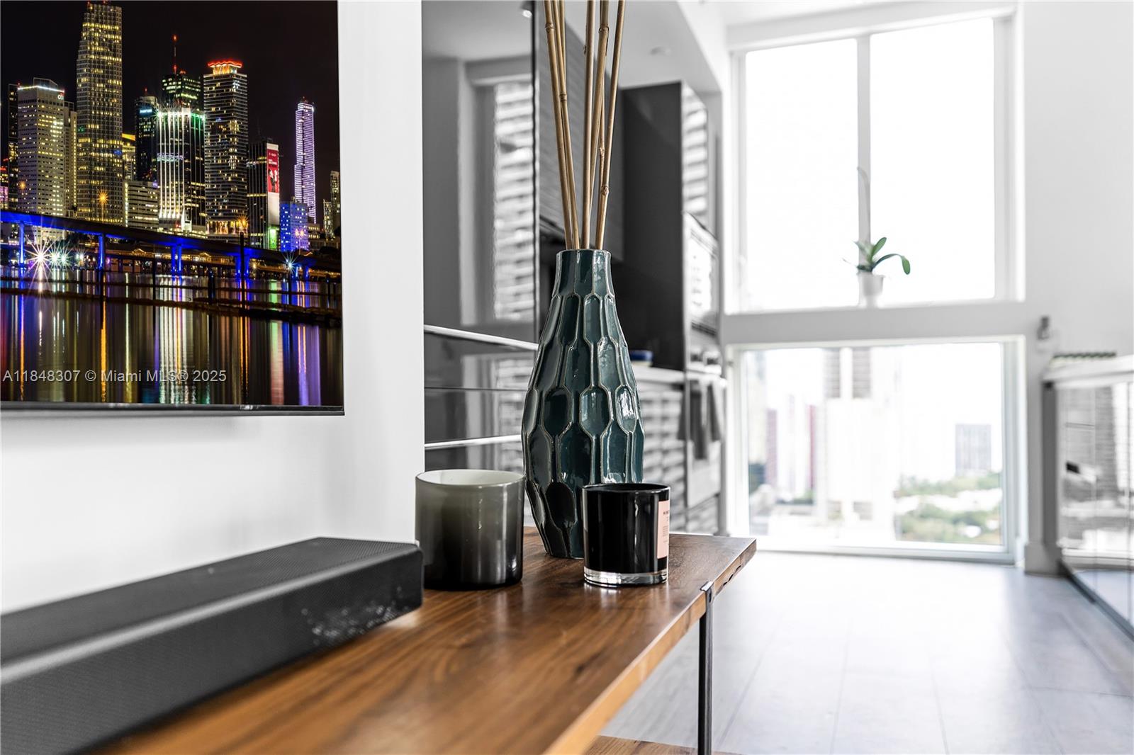 1080 Brickell Ave # 2601