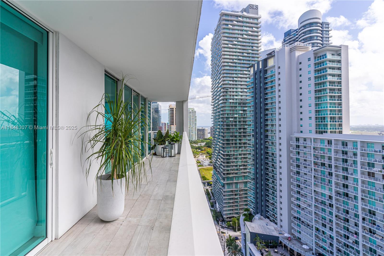 1080 Brickell Ave # 2601