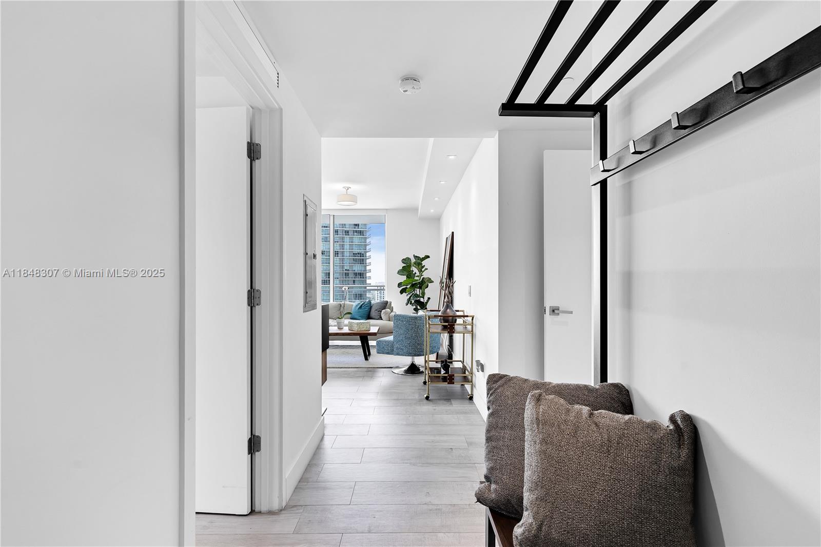 1080 Brickell Ave # 2601