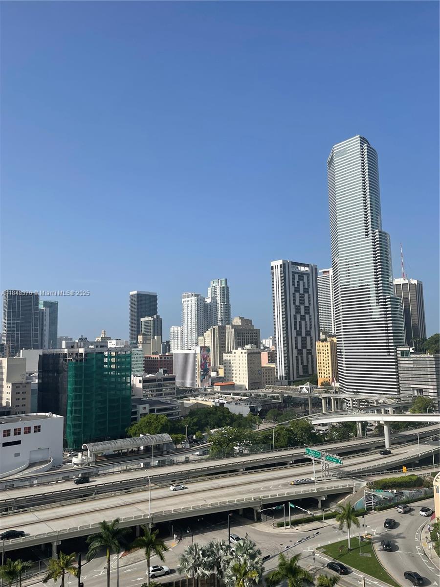 350 S Miami Ave Unit: 2509