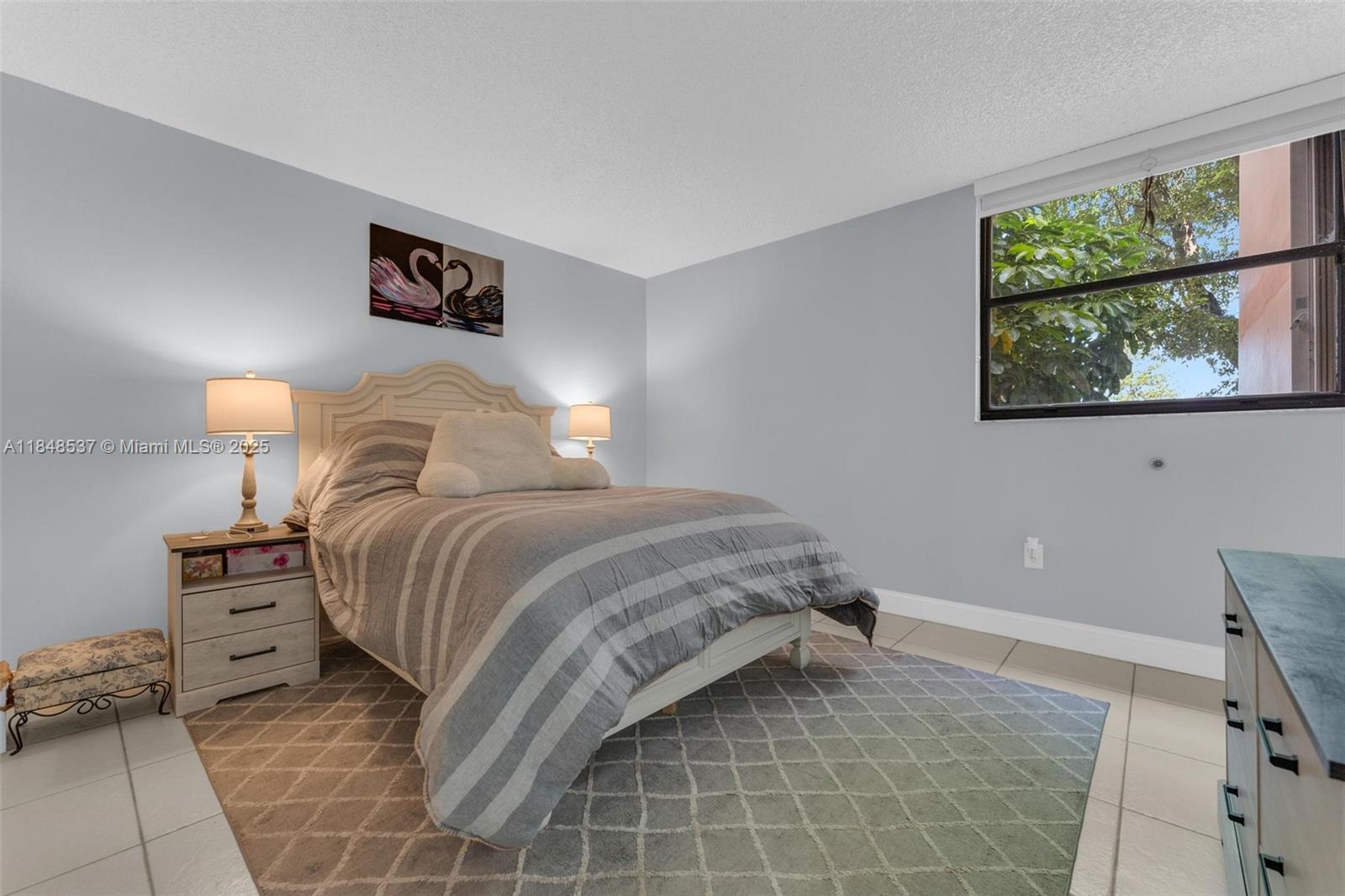 9440 W Flagler St # 203