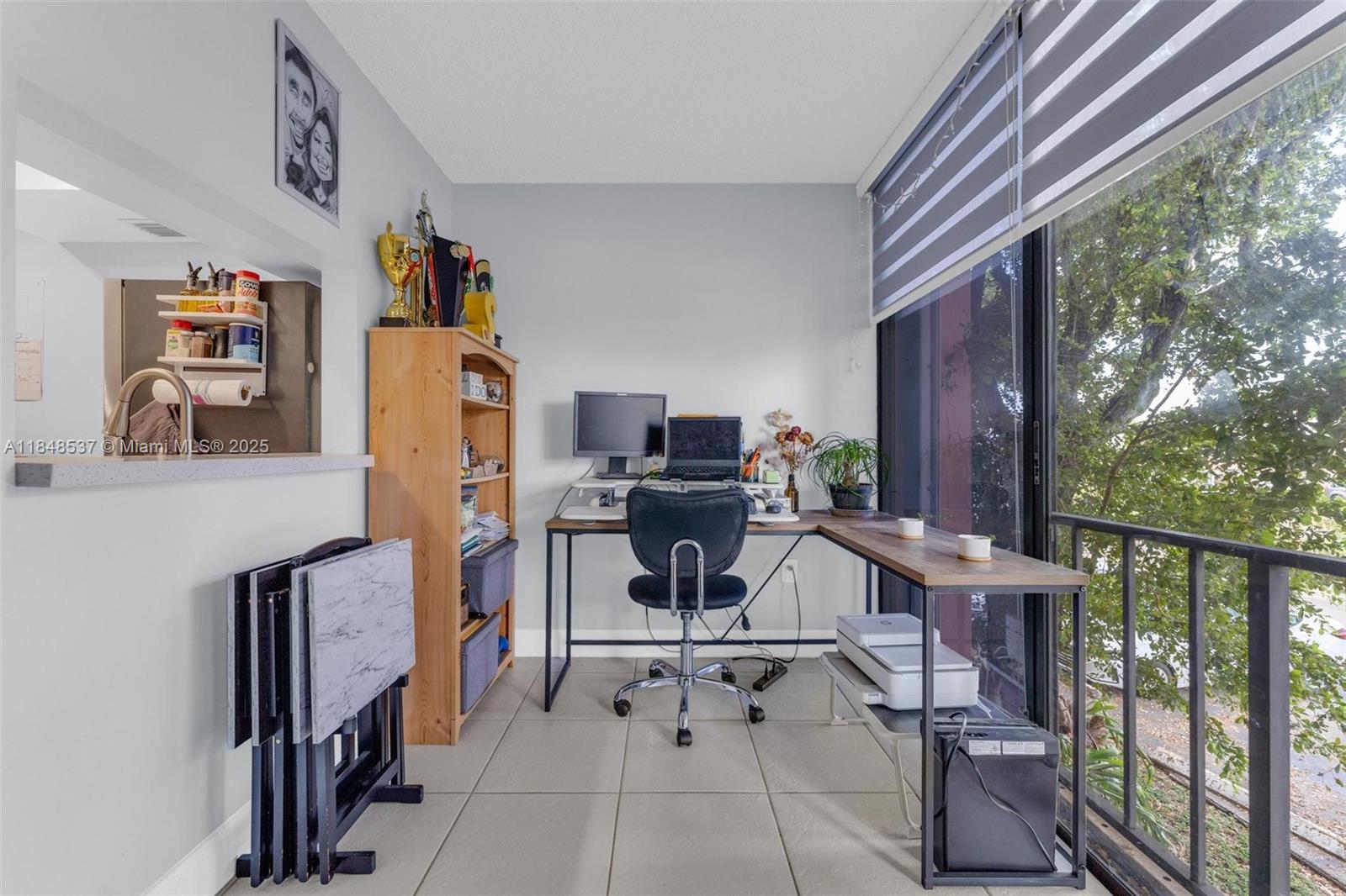 9440 W Flagler St # 203