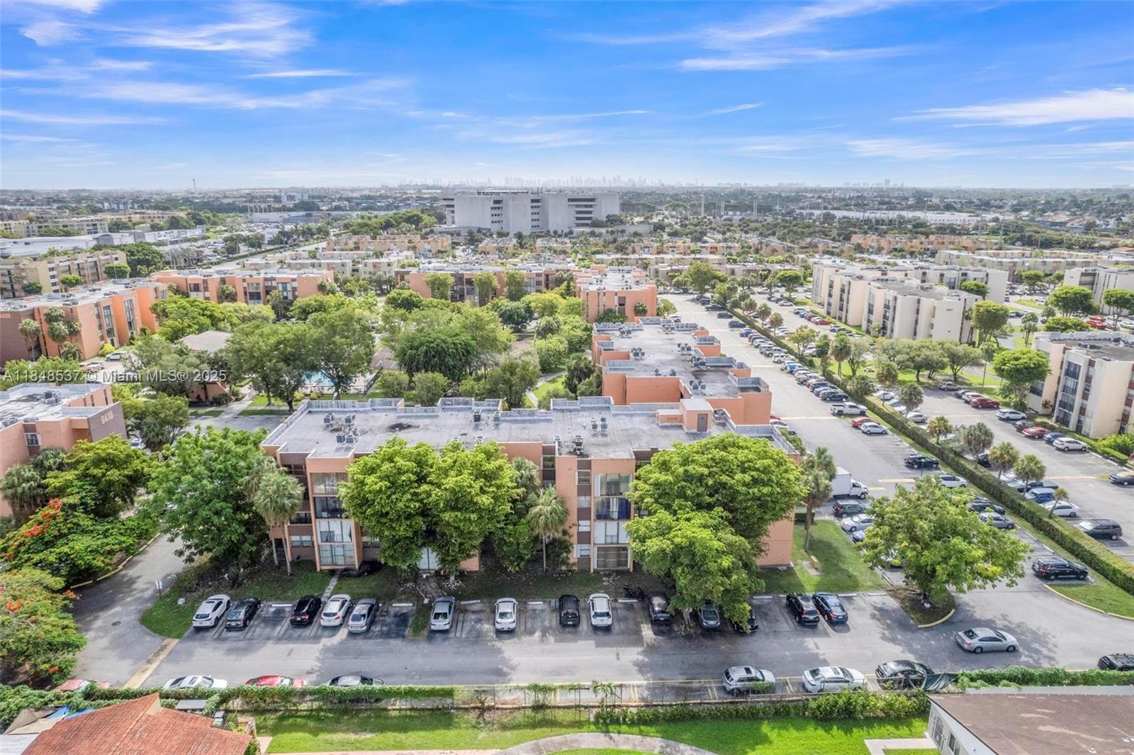 9440 W Flagler St # 203