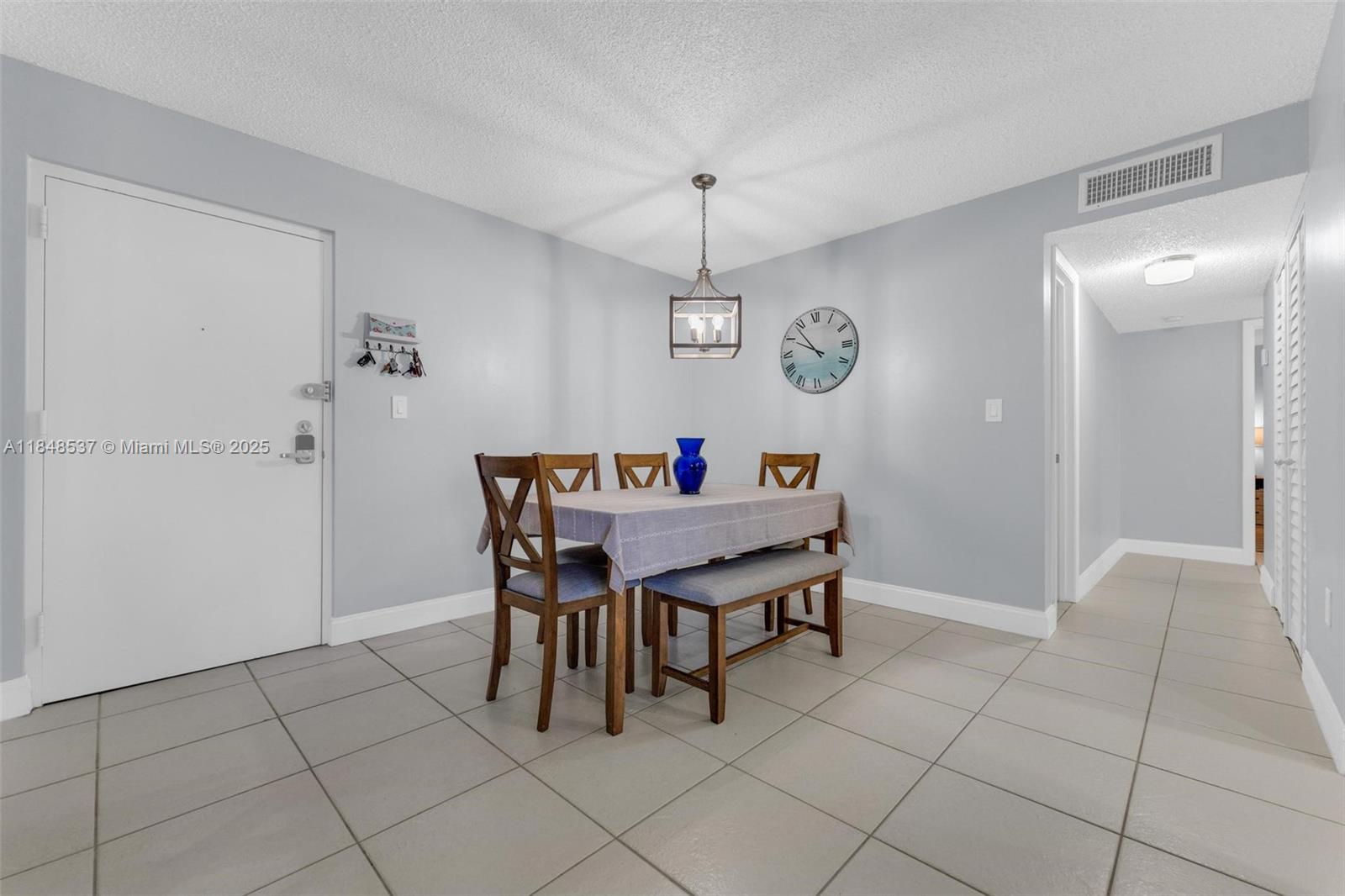 9440 W Flagler St # 203