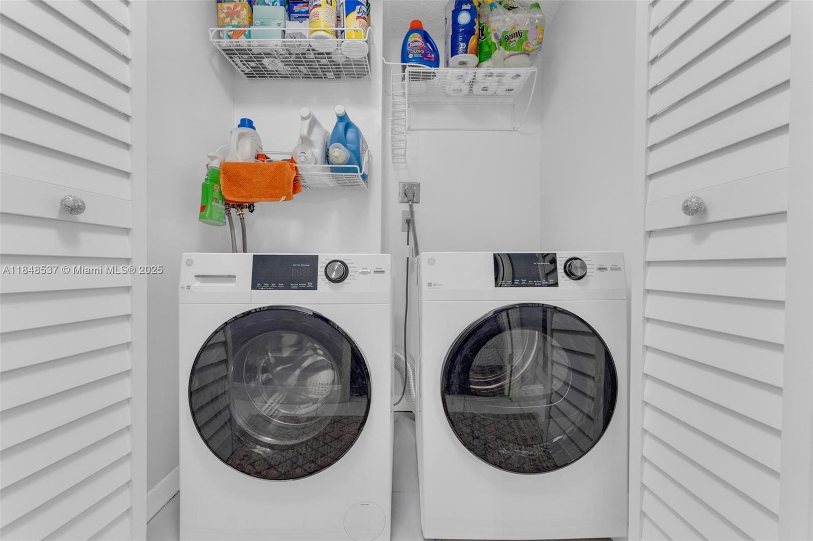 9440 W Flagler St # 203