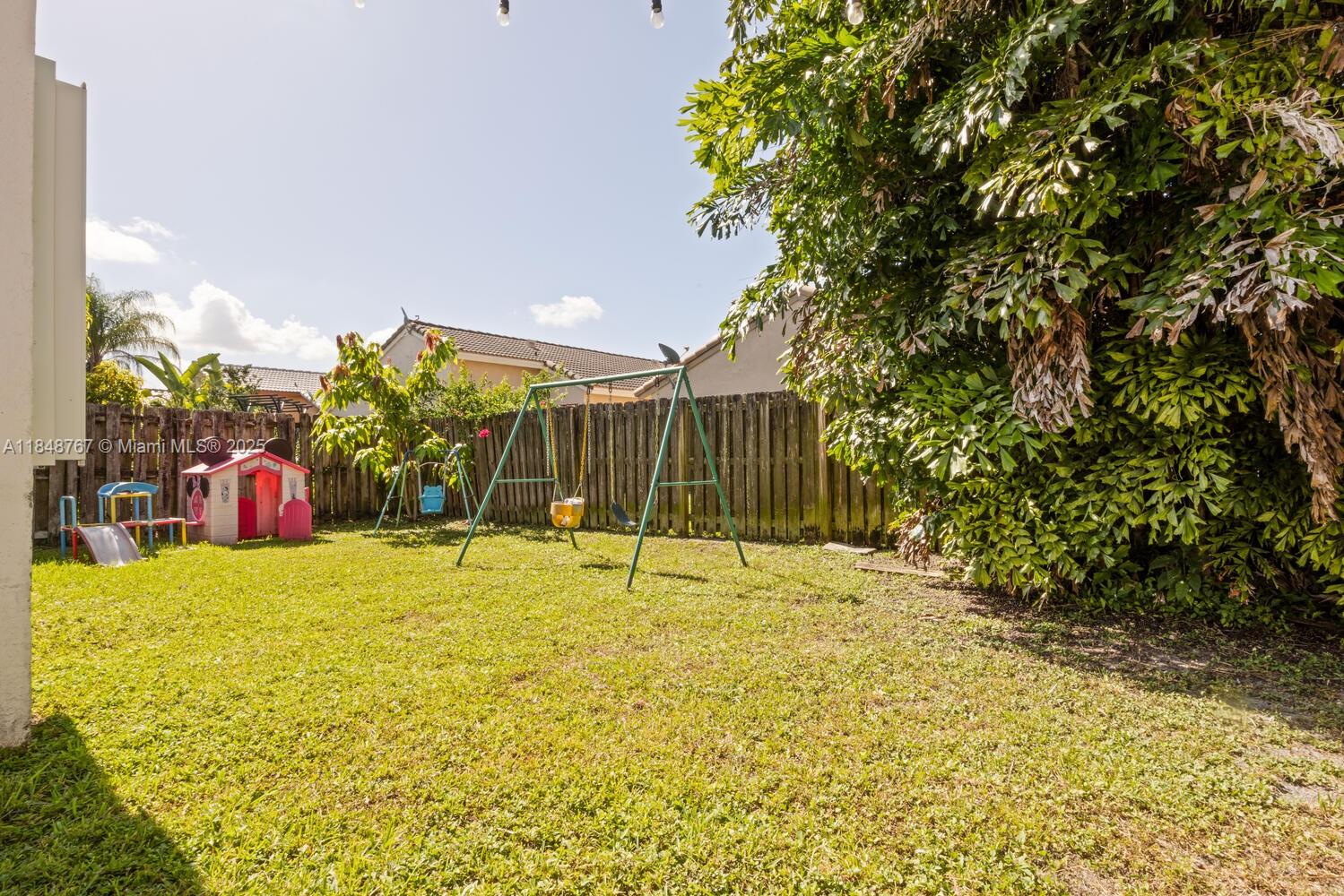 15060 Norfolk Ln
