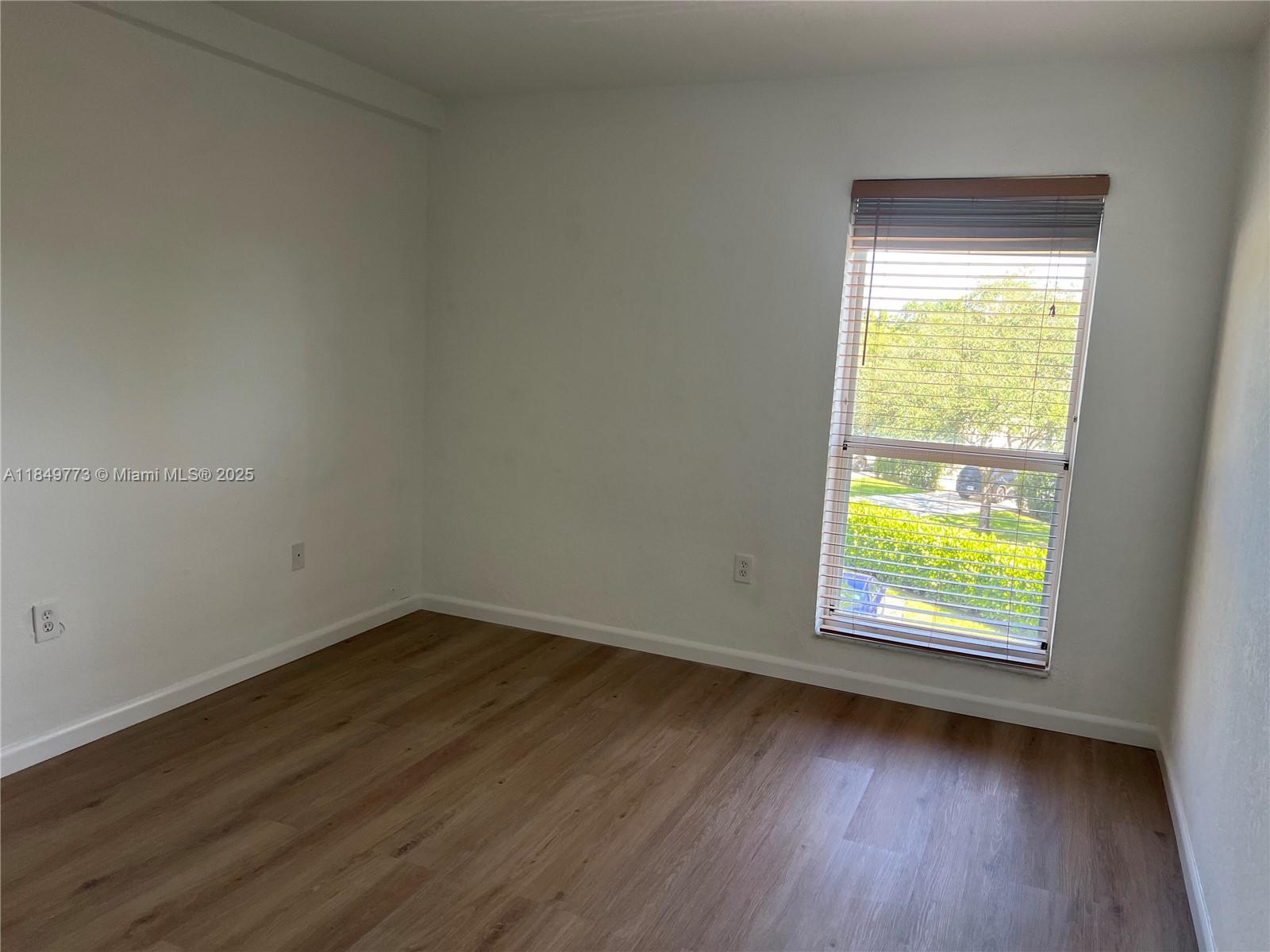 8950 SW 69th Ct # 312