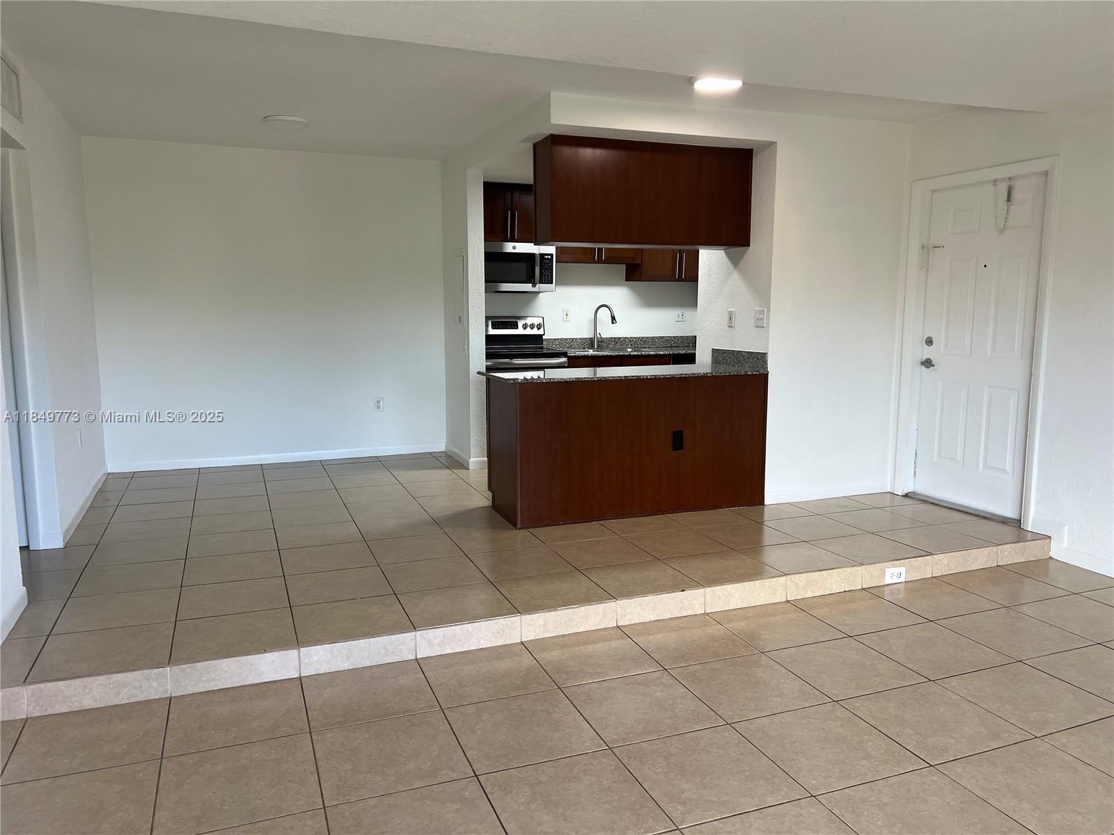 8950 SW 69th Ct # 312