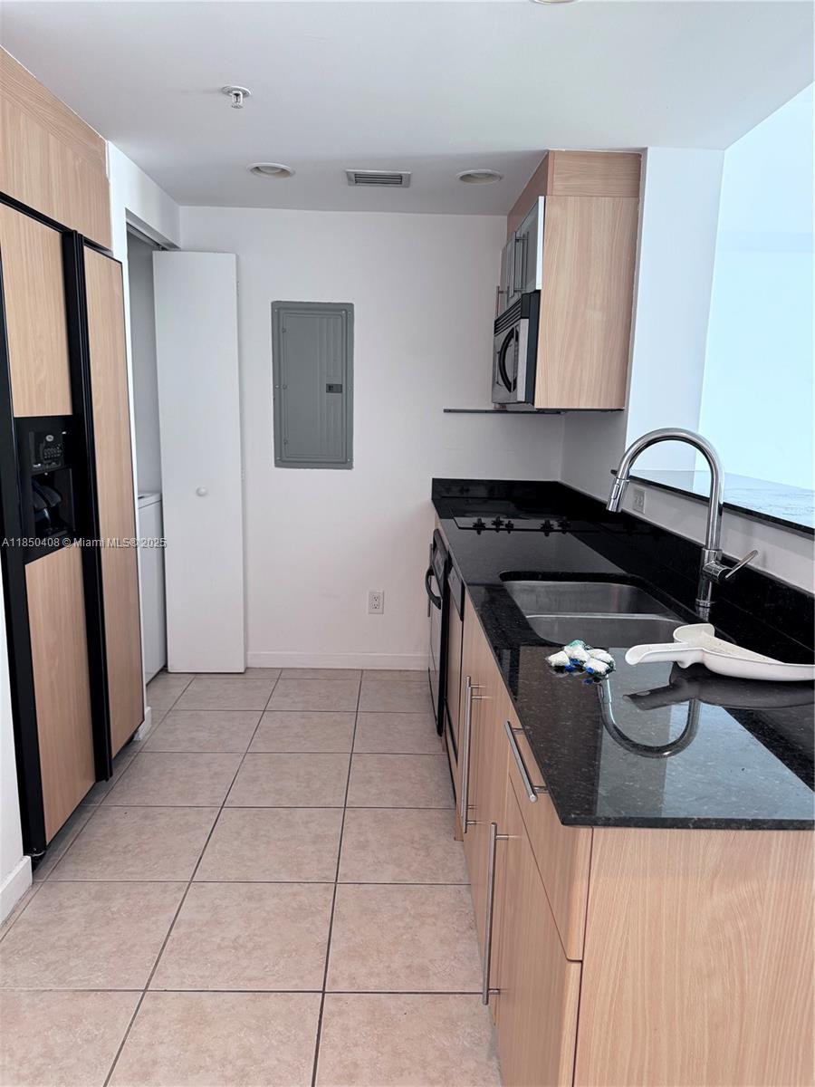 335 S Biscayne Blvd # 1206