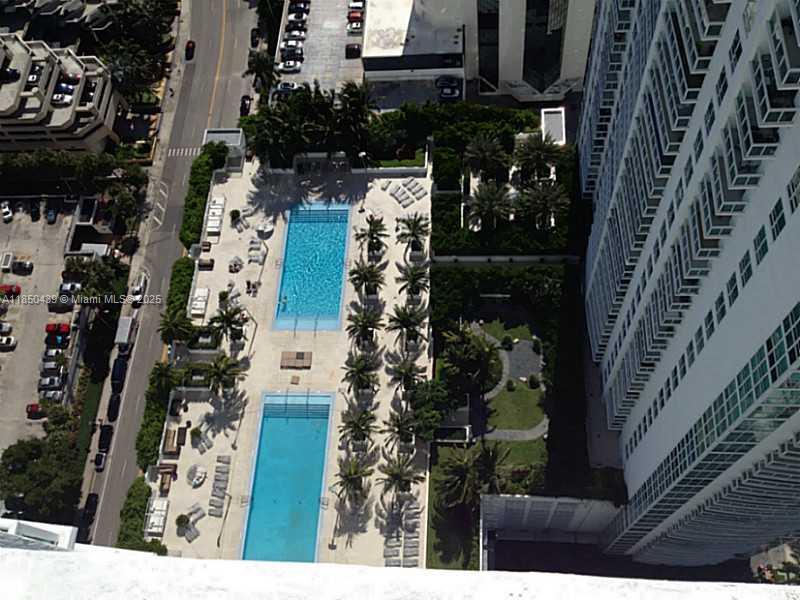 950 BRICKELL BAY DR # 4303