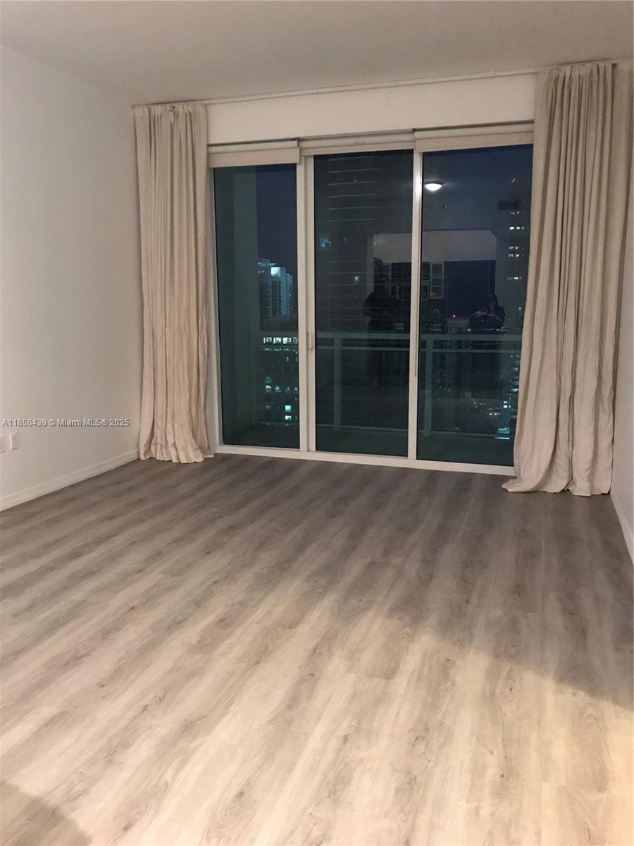 950 BRICKELL BAY DR # 4303