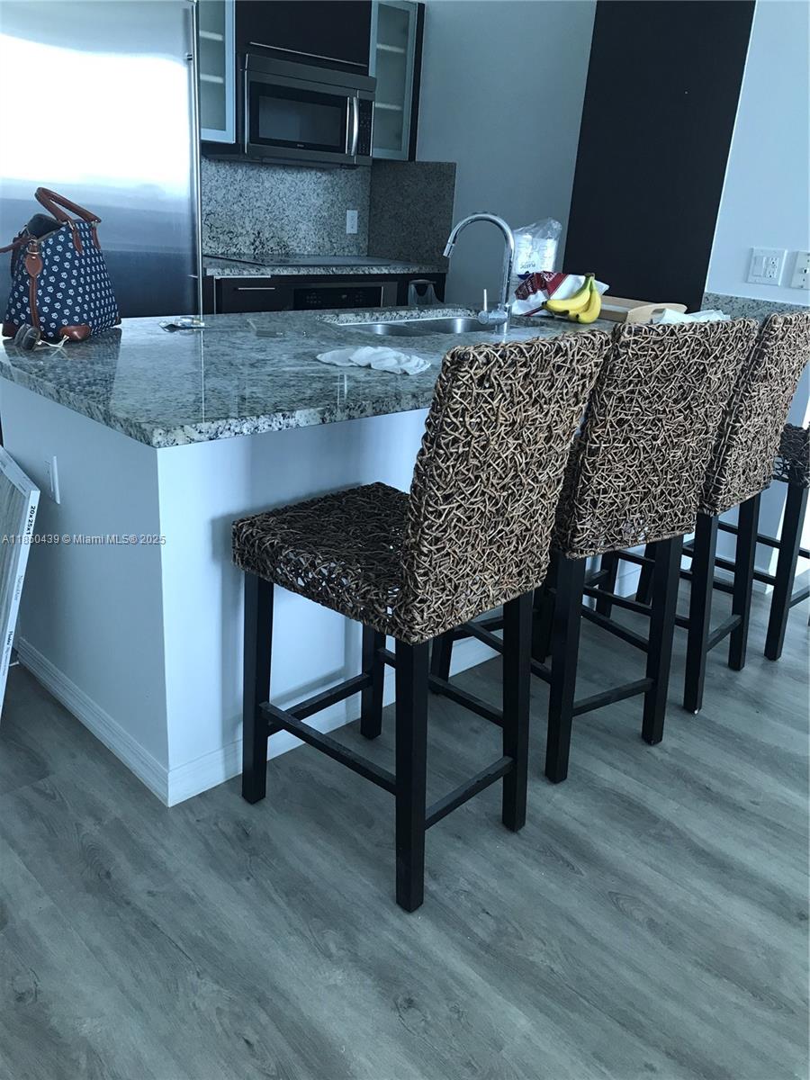 950 BRICKELL BAY DR # 4303