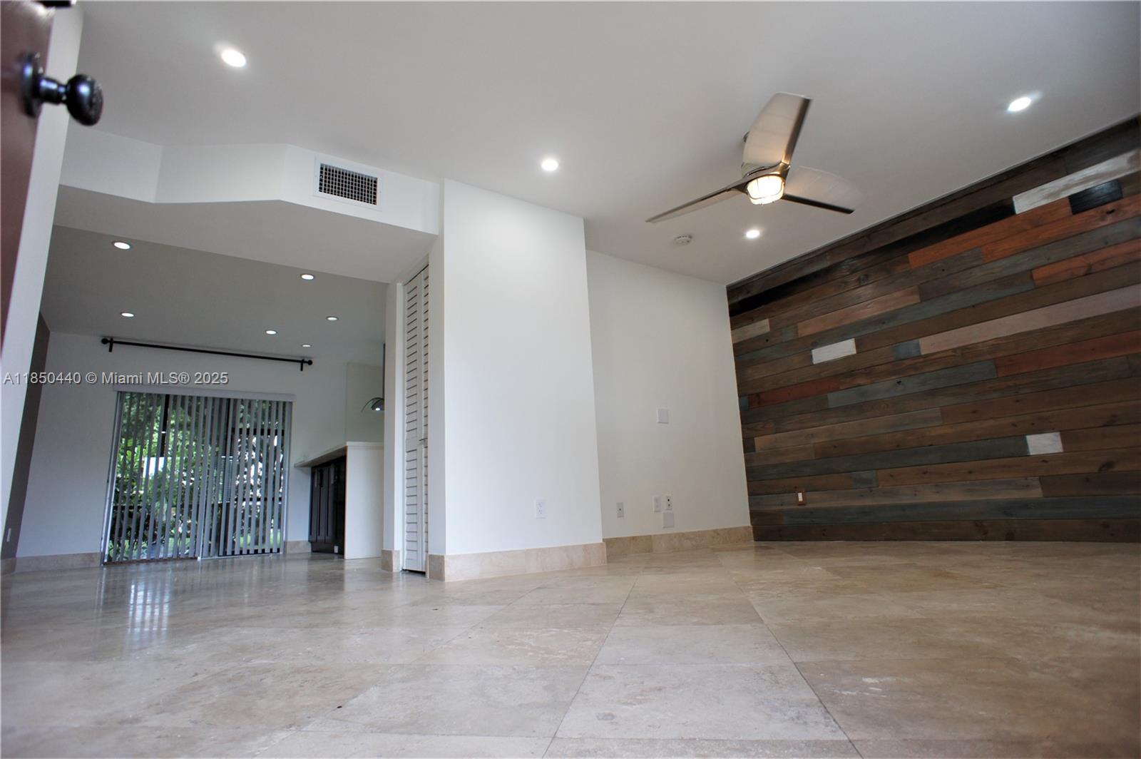 8401 SW 107th Ave # 143E