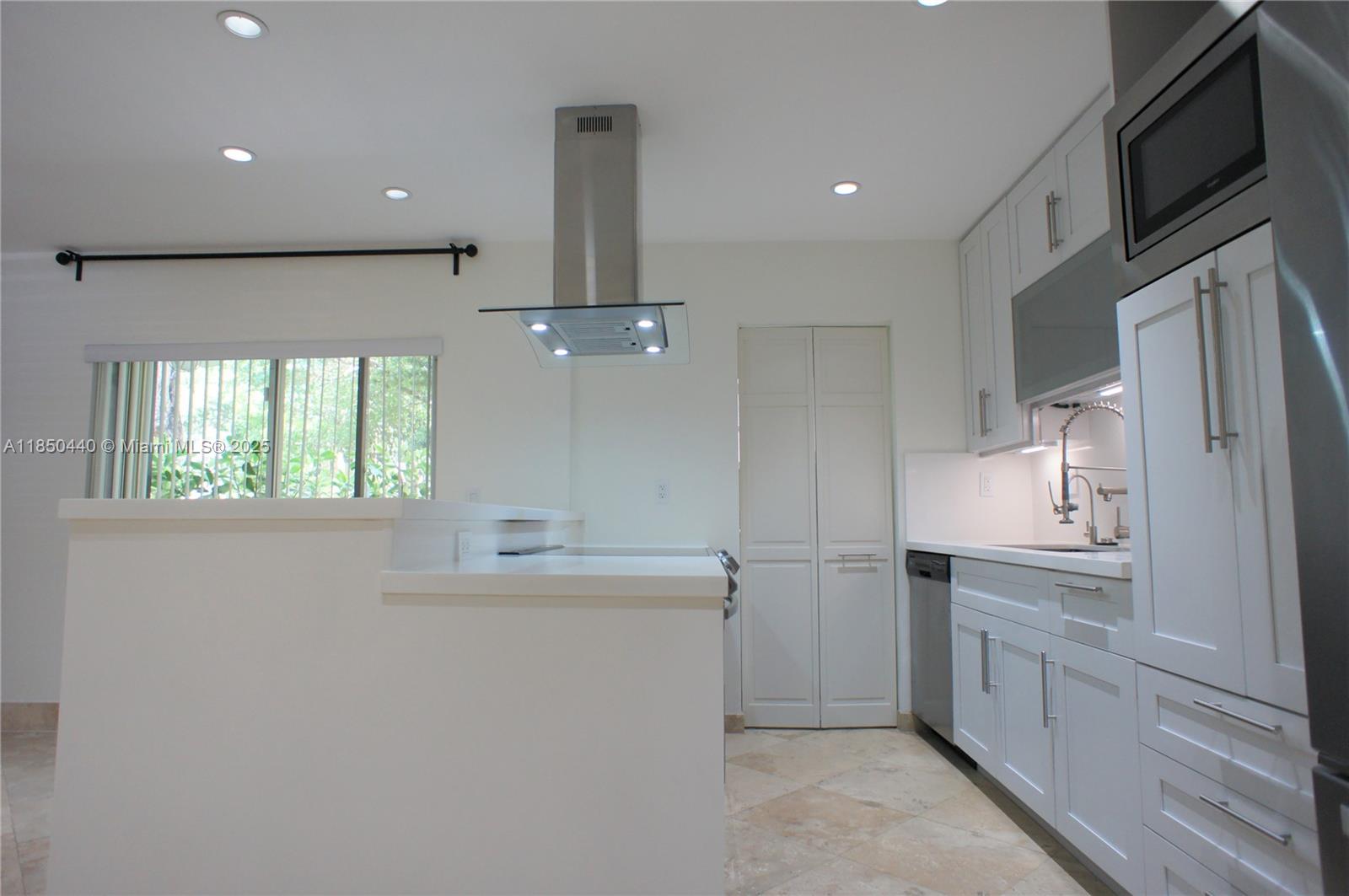 8401 SW 107th Ave # 143E