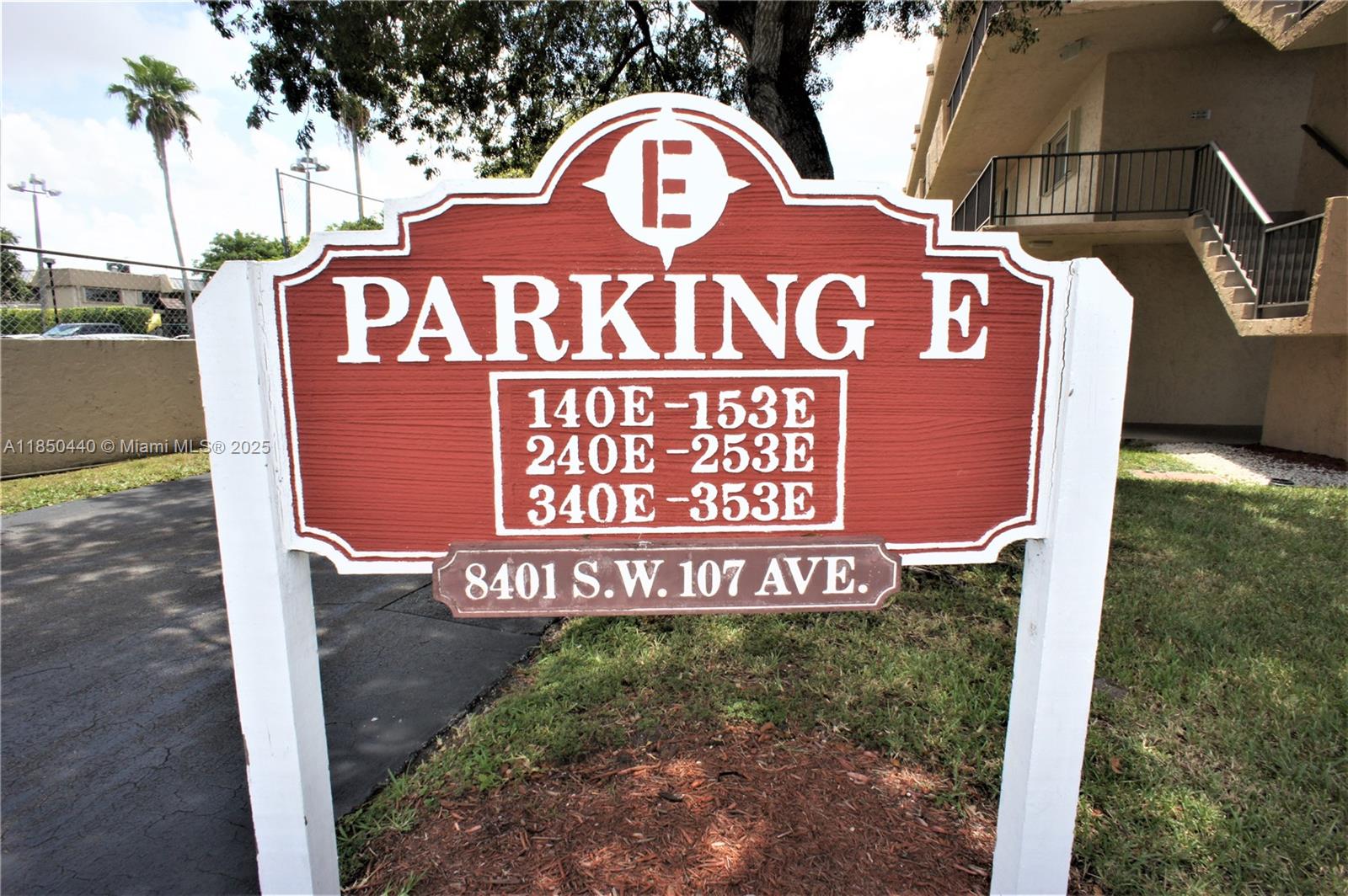 8401 SW 107th Ave # 143E