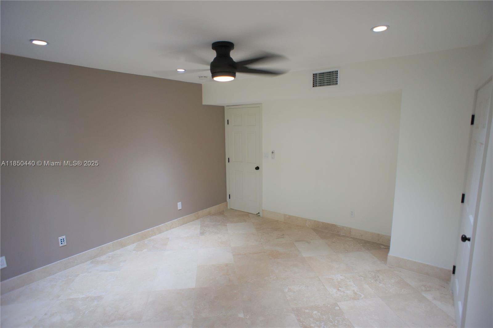 8401 SW 107th Ave # 143E