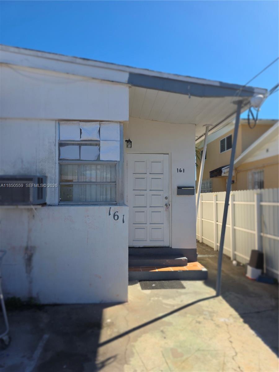 163 NW 18th Ct