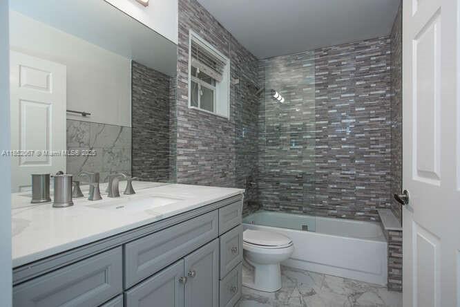 14705 Balgowan Rd # 11 Unit: 202-11