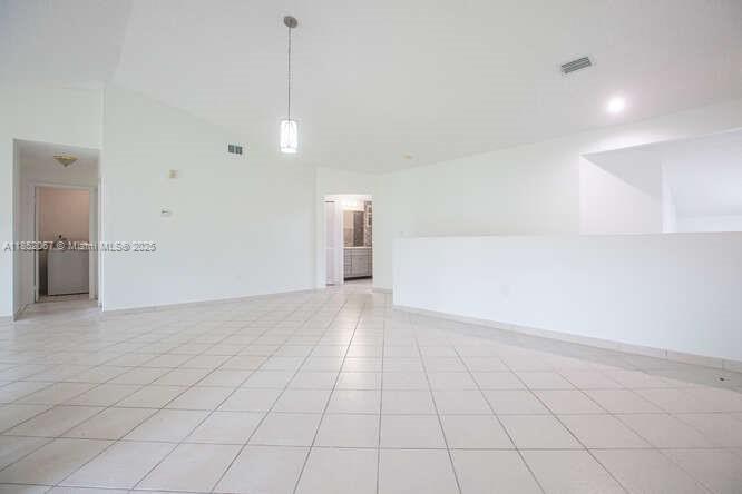 14705 Balgowan Rd # 11 Unit: 202-11