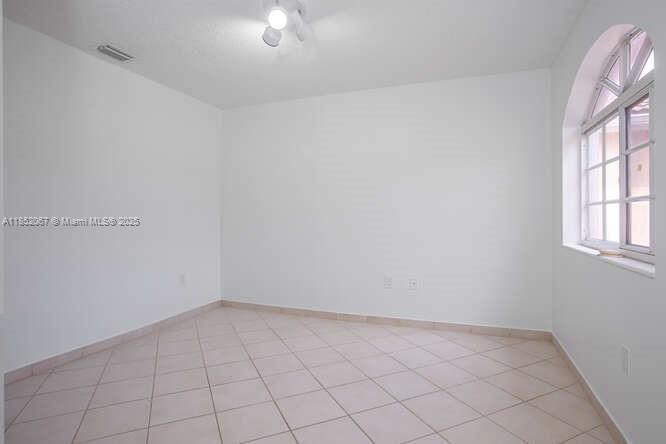 14705 Balgowan Rd # 11 Unit: 202-11