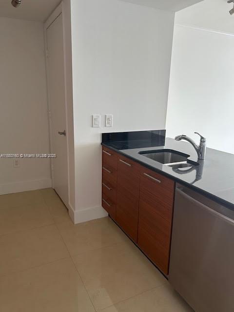 50 BISCAYNE BL # 4207