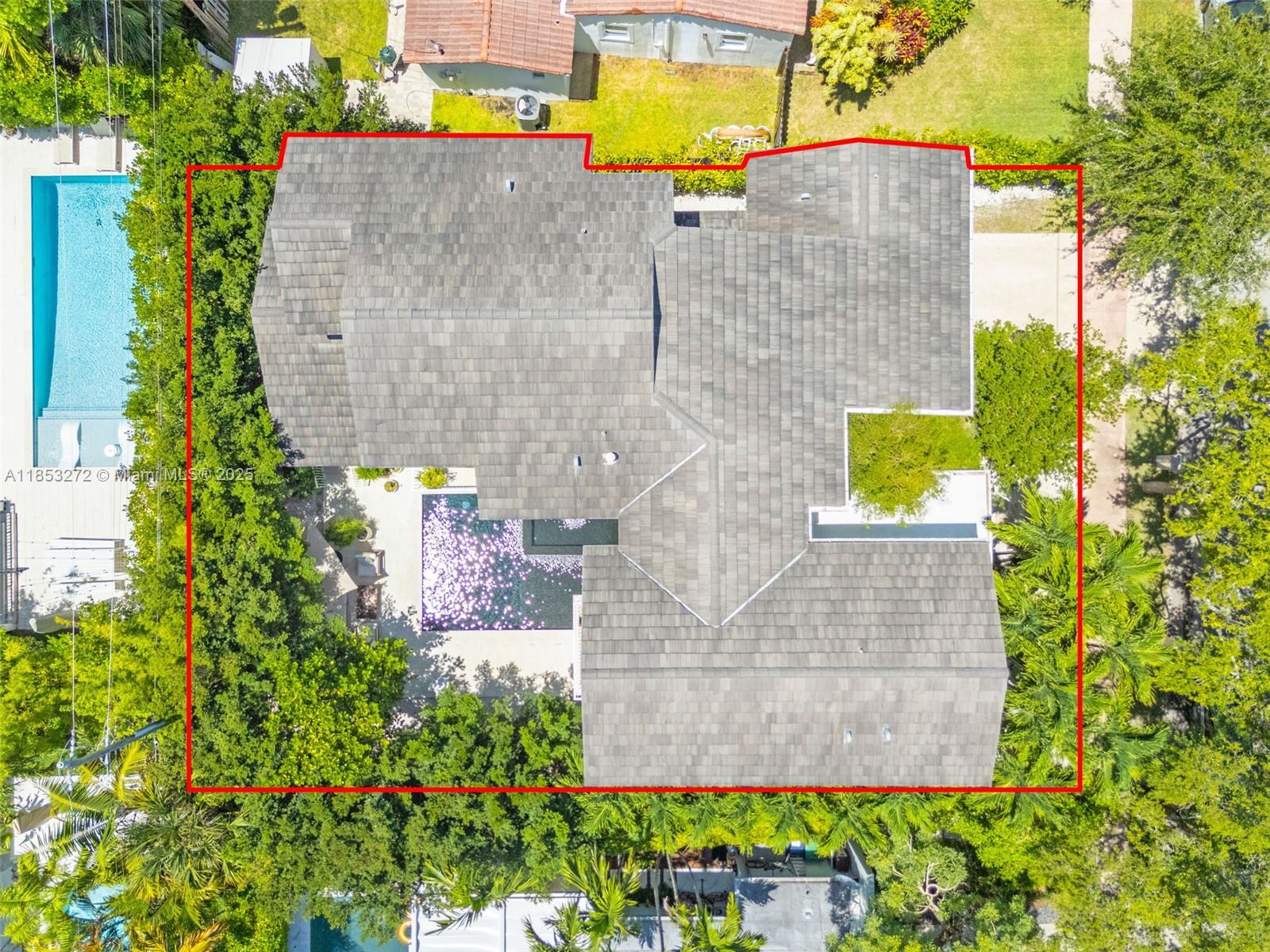 320 Woodcrest Rd