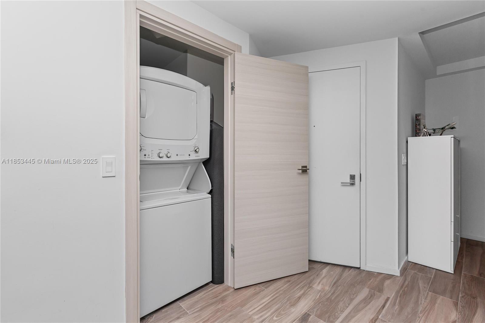 801 S Miami Ave Unit: 2503