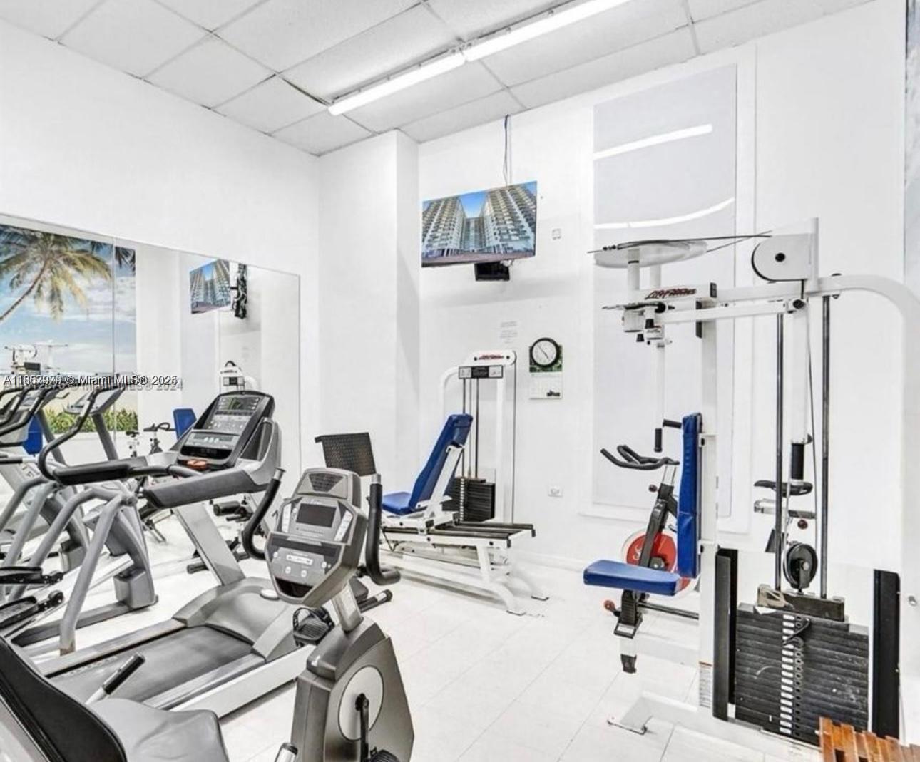 6039 Collins Ave # 414