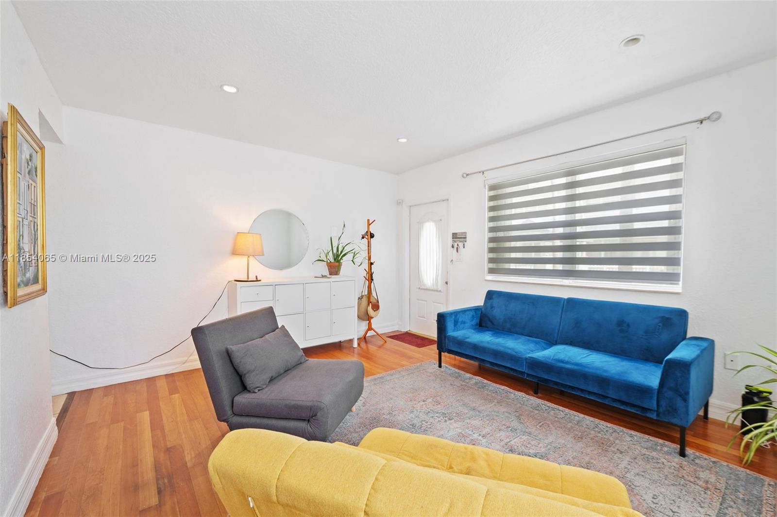 1701 N Treasure Dr # 7