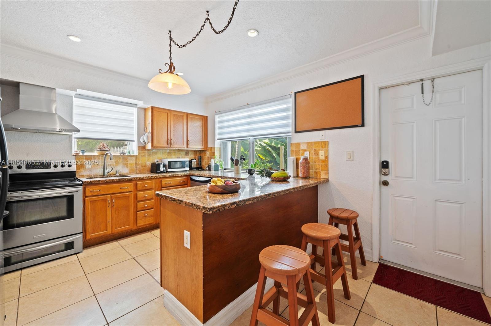 1701 N Treasure Dr # 7