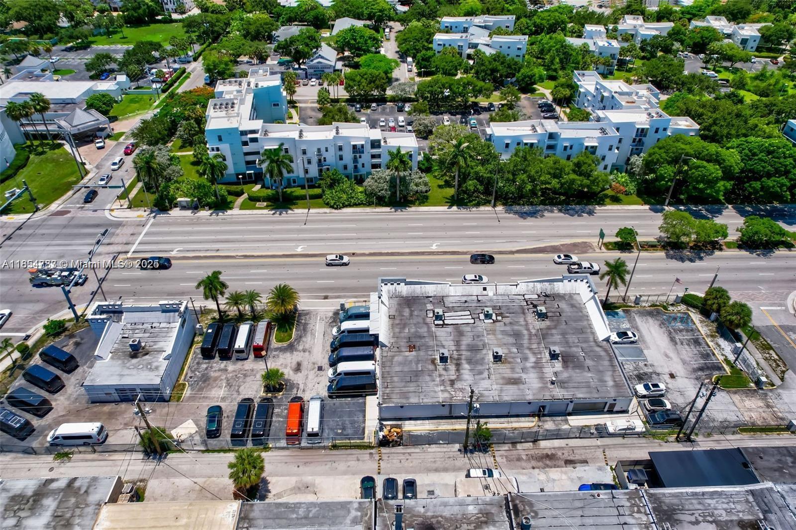 925 W Broward Blvd