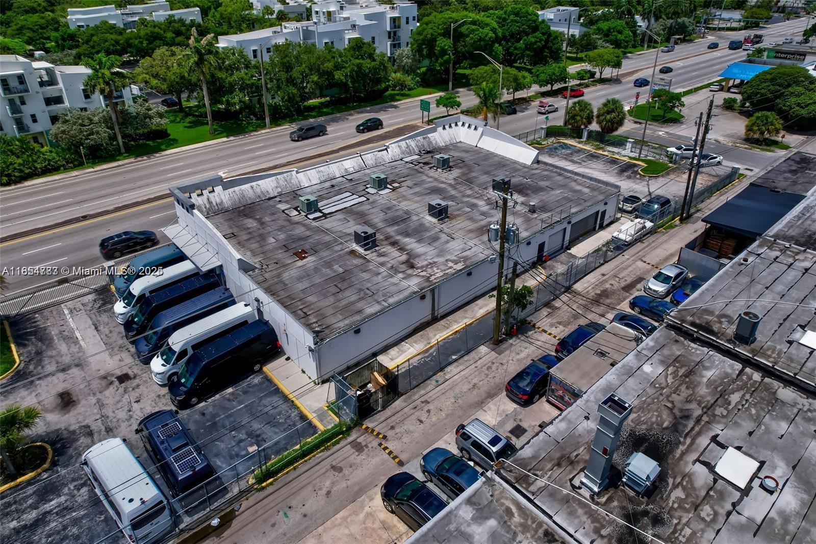 925 W Broward Blvd