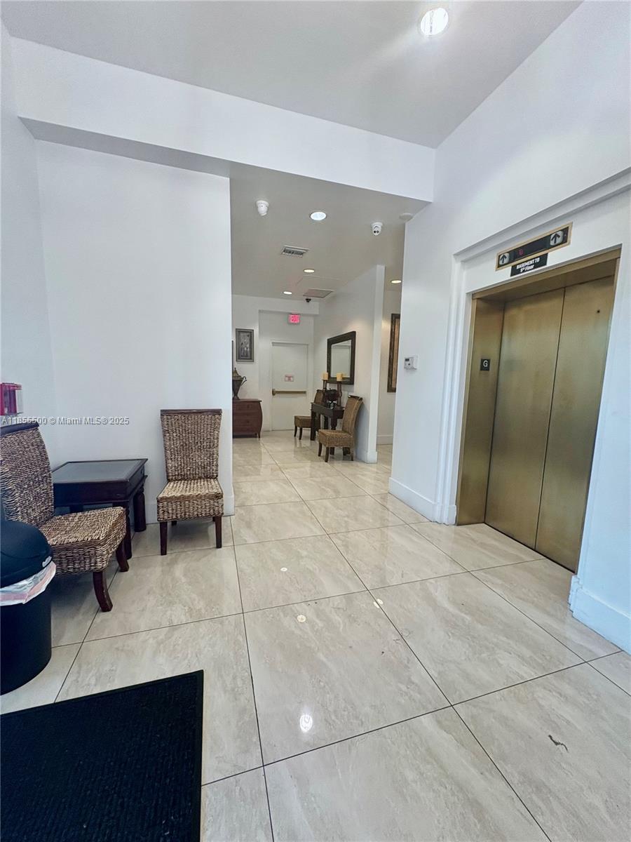 2280 SW 32nd Ave # 514