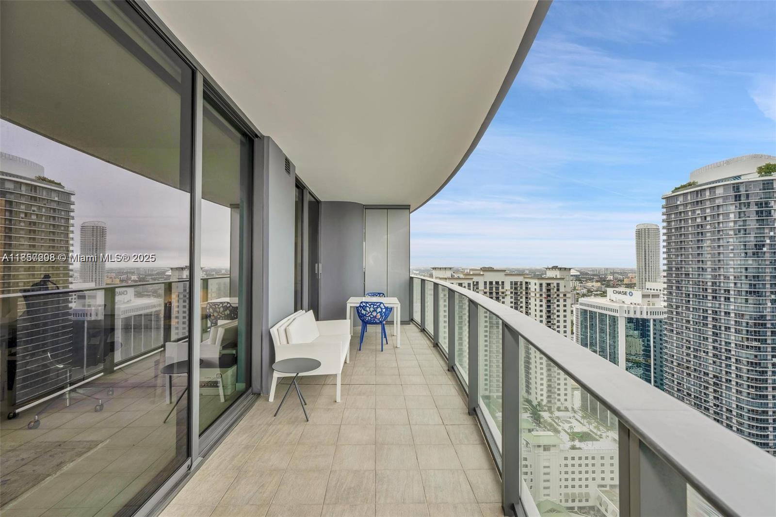 1000 Brickell Plz # 3914