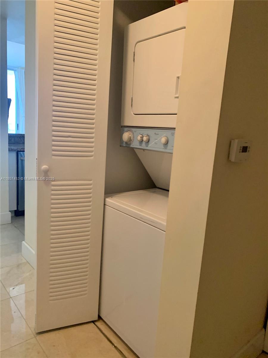 185 SE 14th Ter # 1713