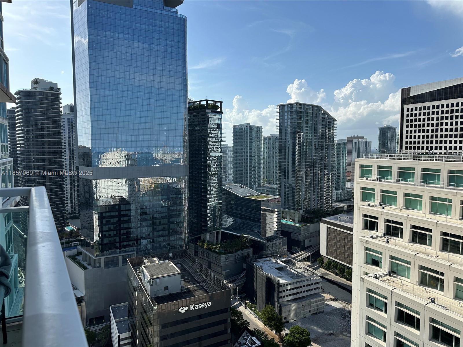 950 BRICKELL BAY DR # 3804