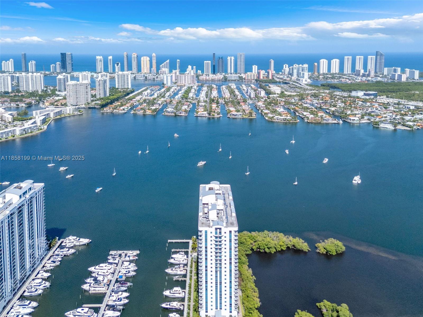 17111 BISCAYNE BL Unit: 506-S
