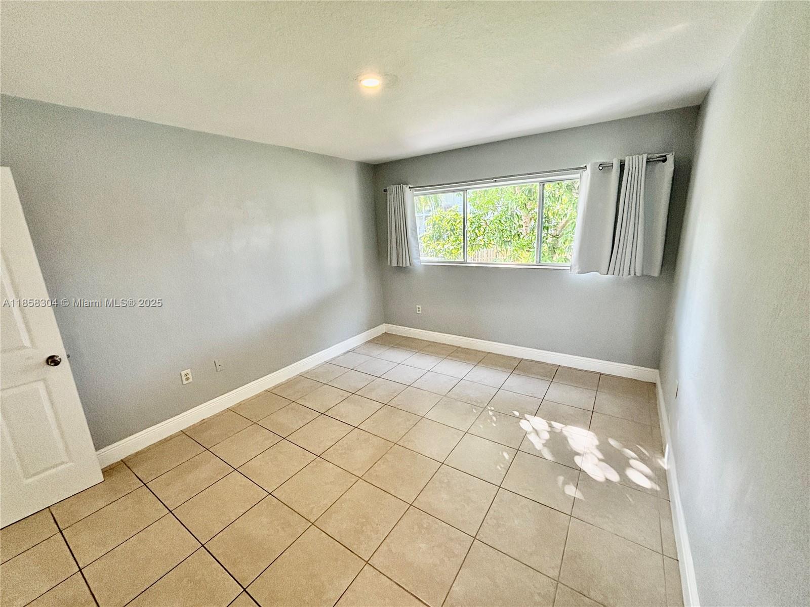 7737 SW 88th St # C214