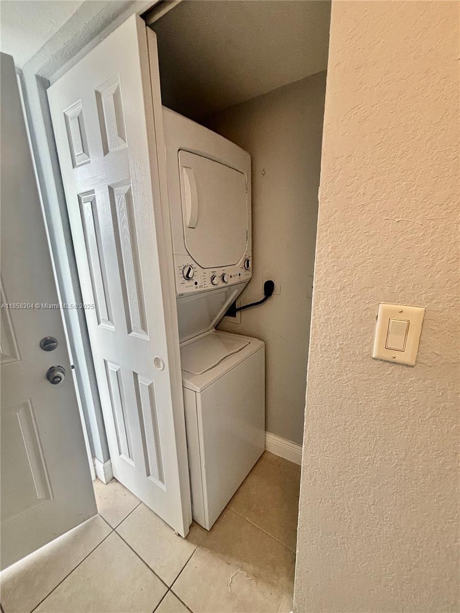 7737 SW 88th St # C214